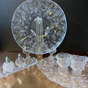 lot 75 image: Cambridge Etched Glass Rose Point Lot of 7
