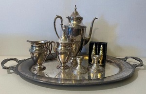 lot 84 image: Silverplate Platter Sheet Rockford 1875 and TeaCoffee set