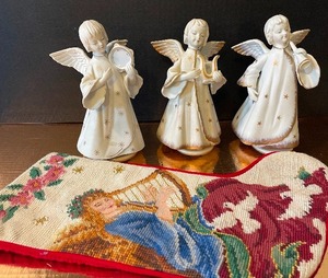 lot 137 image: Schmid Musical Angel Set of 3
