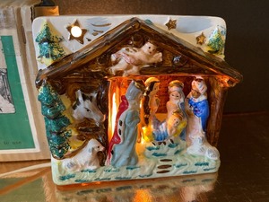 lot 172 image: Ceramic Light Up Nativity Vintage by NOMA with original box