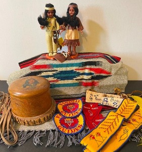 lot 293 image: Vintage Native American LOT