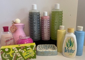 lot 376 image: Vintage Avon Bubble Bath, Faberge Soap Lot