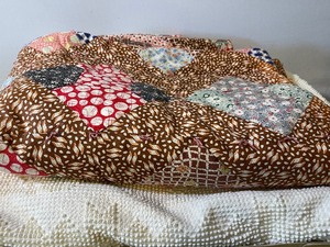 lot 393 image: Vintage Queen Chenille Bedspread and Quilt