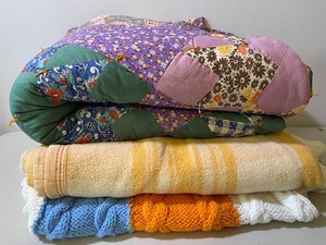 lot 410 image: Quilt, Afghan Blanket and Peach Plaid Blanket