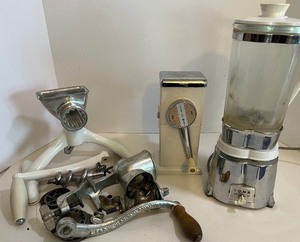 lot 435 image: 1960s Iona Soda Shop Blender MCM, Ice O-Matic and Grinders