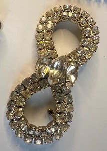 lot 430 image: Rhinestone Necklace and Matching Clip Earrings, Two Brooches