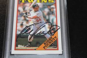 1988 Topps Kirby Puckett Autograph PSADNA Authentic #120 Pop 21