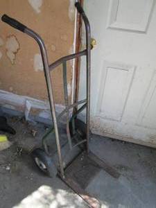 lot 27 image: Sturdy metal hand truck moving dolly