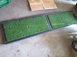 lot 30 image: 6ft Turf style folding pet ramp...