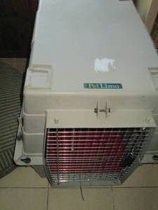 lot 94 image: Large size Pet-Limo crate