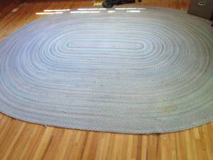 lot 99 image: Large Oval pre-owned rolled area rug