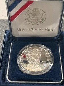 2009-P Abraham Lincoln Silver Dollar