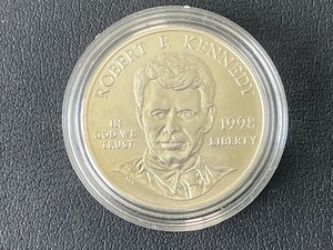 lot 25 image: 1998-S Robert Kennedy Silver Dollar