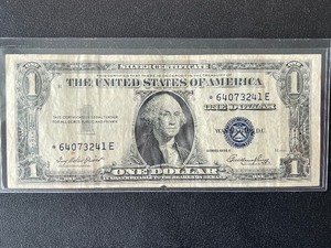lot 51 image: 1935 E $1 Dollar Silver Certificate Star Note