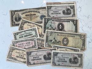 lot 74 image: Foreign Currency