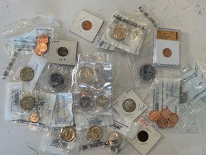 lot 98 image: Assorted Coins