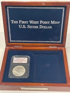 lot 153 image: 1990-W Eisenhower Silver Dollar