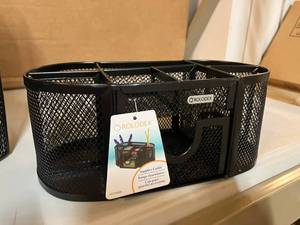 lot 80 image: Desk Organizer and Supply Caddy