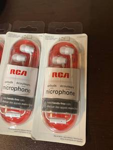 lot 128 image: Earbuds with Microphones