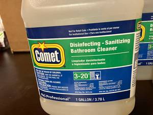 lot 14 image: Comet Disinfectant Cleaner