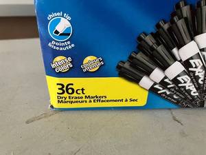 lot 75 image: Expo Dry Erase Markers