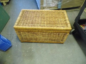 Wicker Woven Basket with lid