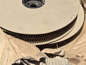 lot 53 image: 2 Coils of Nails
