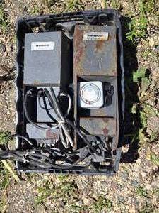 lot 60 image: Pair of Old Hadco Timers - Untested