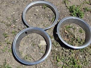 lot 75 image: Rim Beauty Rings