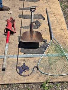 lot 94 image: Hand Water Pump, Shepherds Hook, Shovel, Net