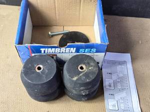 lot 104 image: Timbren Load Boosters