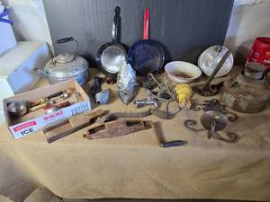lot 163 image: Vintage Pans, Pot, Lamp and More