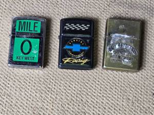 lot 177 image: 3 Lighters - 1 Zippo