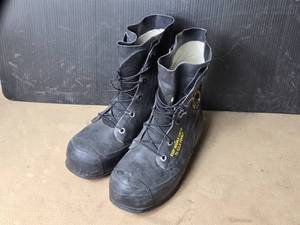 lot 179 image: Military Bunny Boots Size 9R