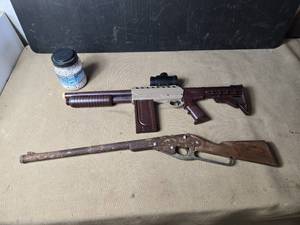 lot 191 image: BB Gun and Airsoft Gun