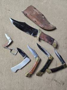 lot 203 image: Misc. Knives