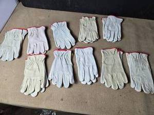 lot 206 image: Leather Gloves Size L and Medium