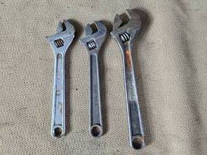 lot 226 image: Adjustable Wrenches - 1 Rigid