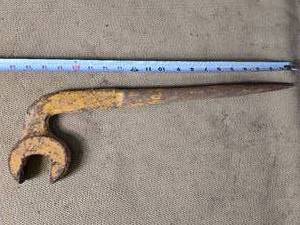 lot 233 image: Vintage Iron Workers Spud Wrench