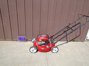 Craftsman push mower. Good used condition. Tested & works.  As shown.