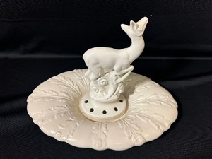 lot 54 image: Decorative platter with Doe Centerpiece 16