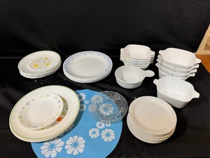 lot 127 image: Corelle and Corning Ware