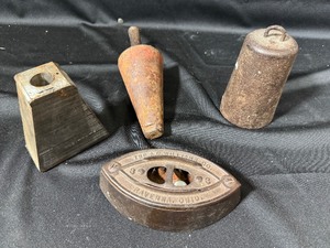 lot 111 image: Antique Weights