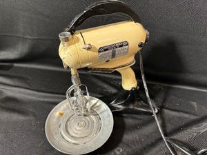 lot 76 image: Vintage Hamilton Beach Mixer with Three Mixing Bowls