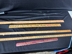 lot 79 image: VintageCollectible Yard sticks (5)
