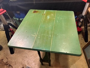 lot 162 image: Vintage Green Drop-Leaf Table
