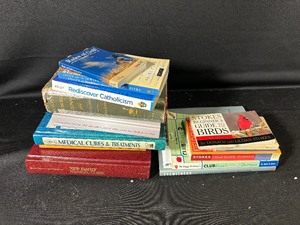 lot 165 image: Assortment of Exceptional Literature