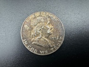 lot 9 image: 1952 Franklin Half Dollar