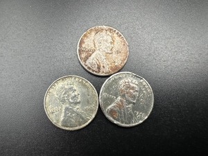 lot 20 image: Three Steel War Pennies 1943, 1943-D, 1943-S