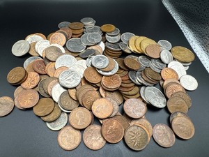 lot 26 image: Large Lot of Canadian Coins Four $1 Loonies, Seven Quarters, Thirty-two Dimes, Sixteen Nickels and 125 Pennies